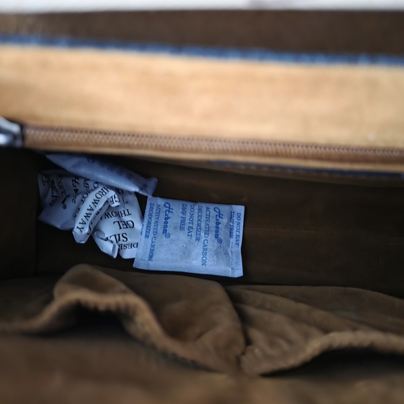 LEATHER PATRICIA NASH Elegant Navy Blue Floral Embossed Handbag NWT NO CALLOUTS - Picture 5 of 8